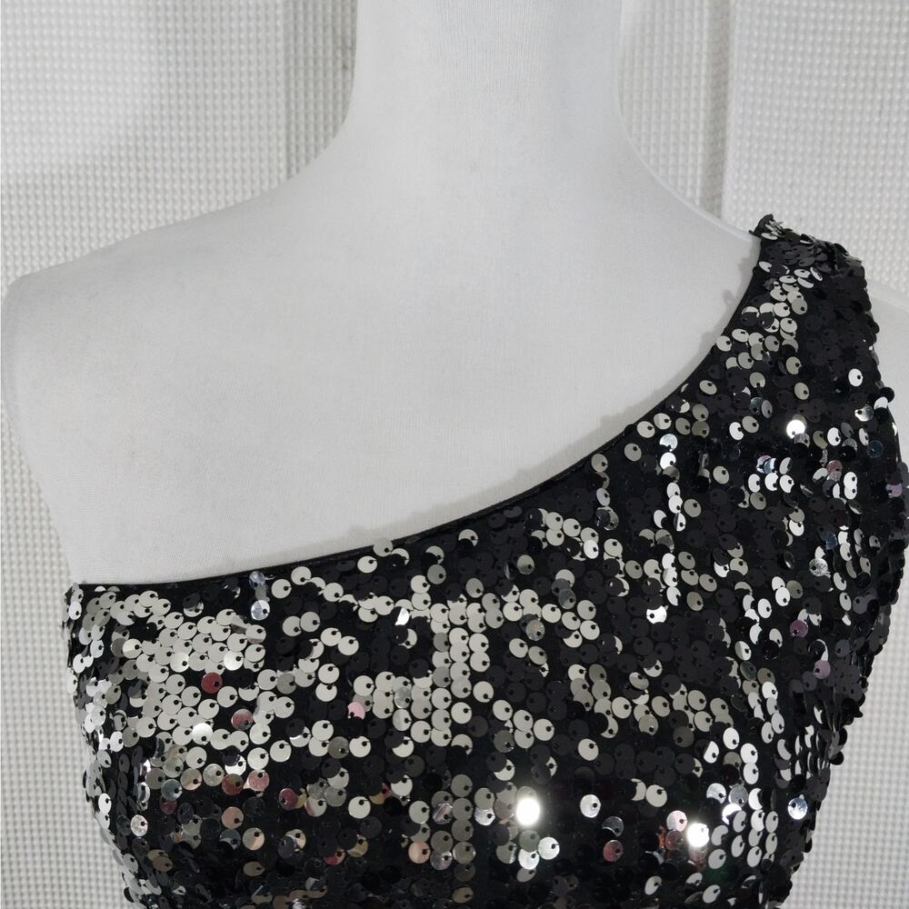 NWOT! AS U WISH! LUXURIOUS SINGLE SHOULDER, BLACK & SILVER SEQUINNED DRESS! SZ L - Picture 5 of 11
